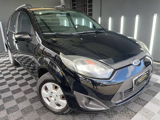 FORD FIESTA 1.0 ROCAM HATCH 8V FLEX 4P MANUAL FORD FIESTA 1.0 ROCAM HATCH 8V FLEX 4P MANUAL